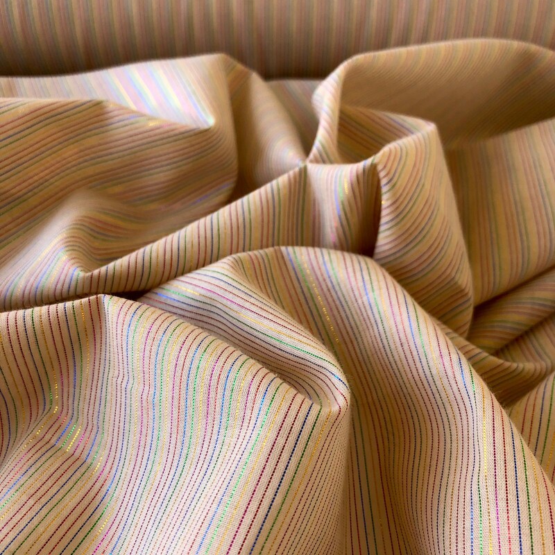 Último Corte - 2m - Cambraia de Algodão Nude / Fio Metalizado P263